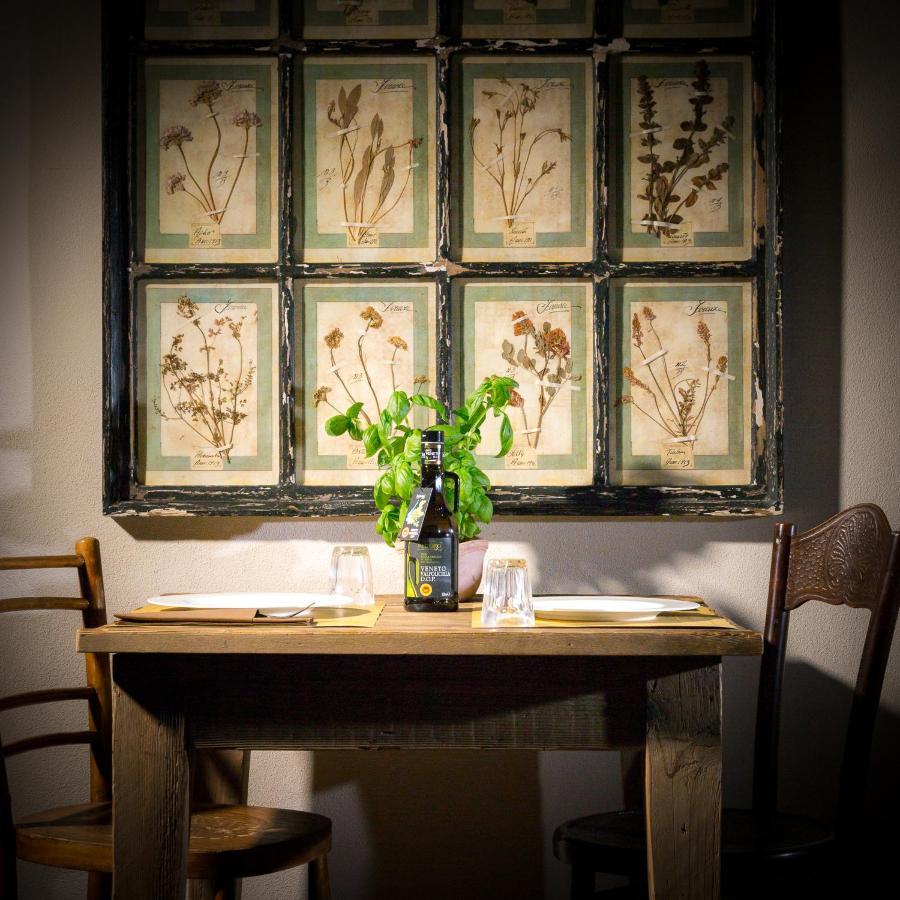 Locanda Dell'Oleificio Mezzane di Sotto Kültér fotó