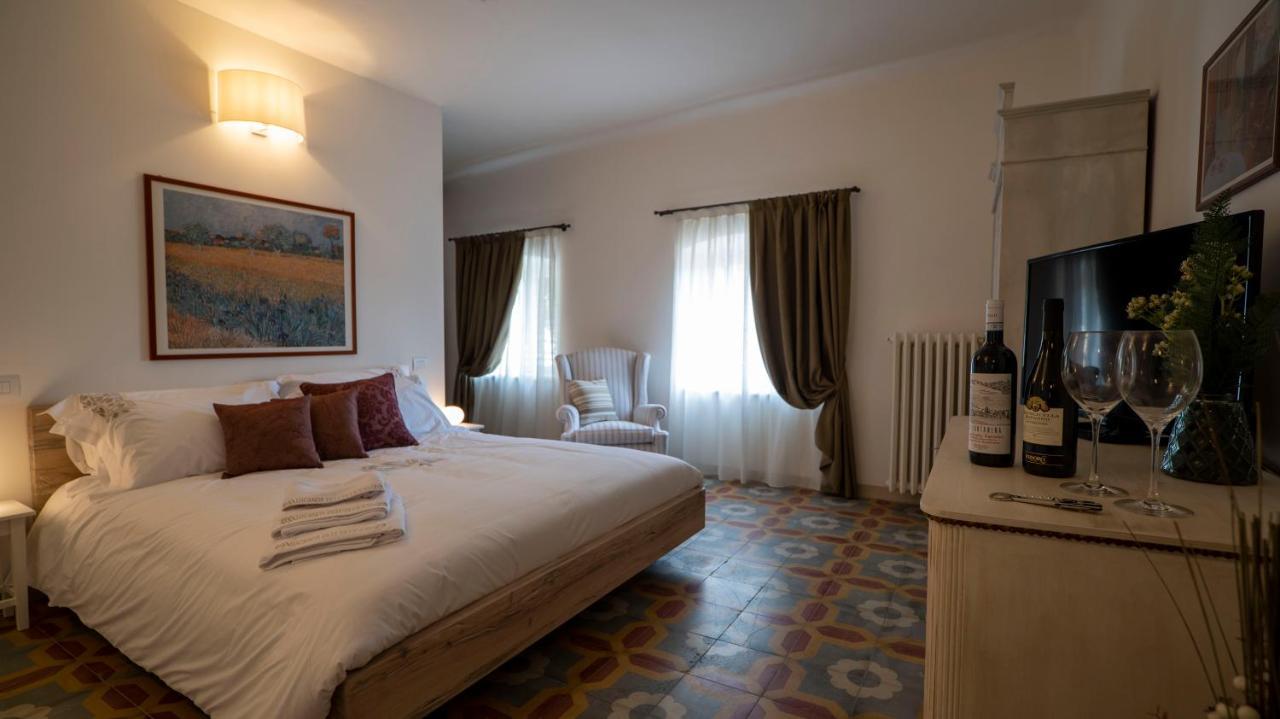 Locanda Dell'Oleificio Mezzane di Sotto Kültér fotó