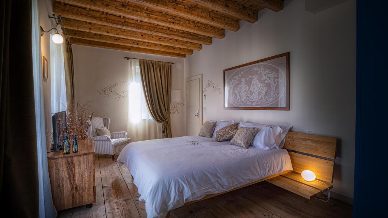 Locanda Dell'Oleificio Mezzane di Sotto Kültér fotó