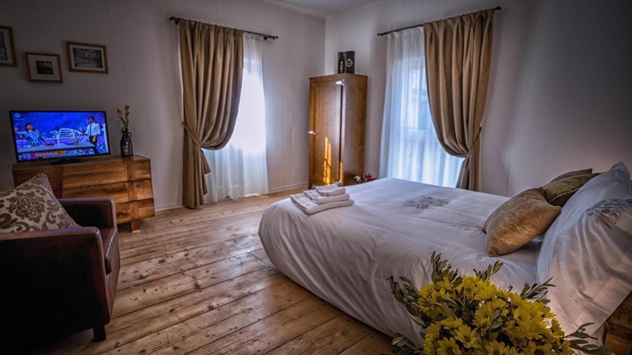 Locanda Dell'Oleificio Mezzane di Sotto Kültér fotó