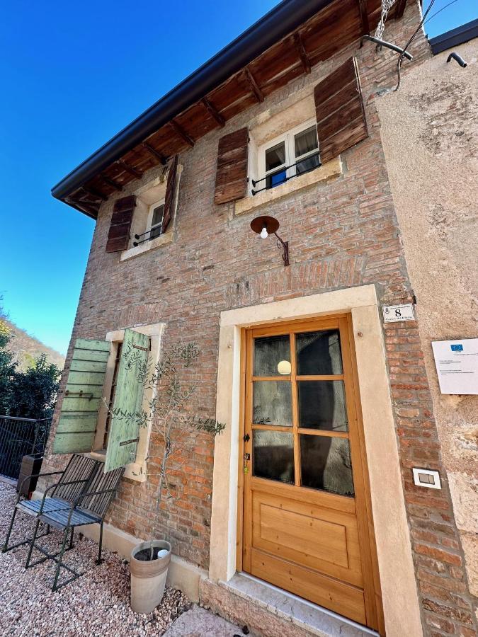Locanda Dell'Oleificio Mezzane di Sotto Kültér fotó